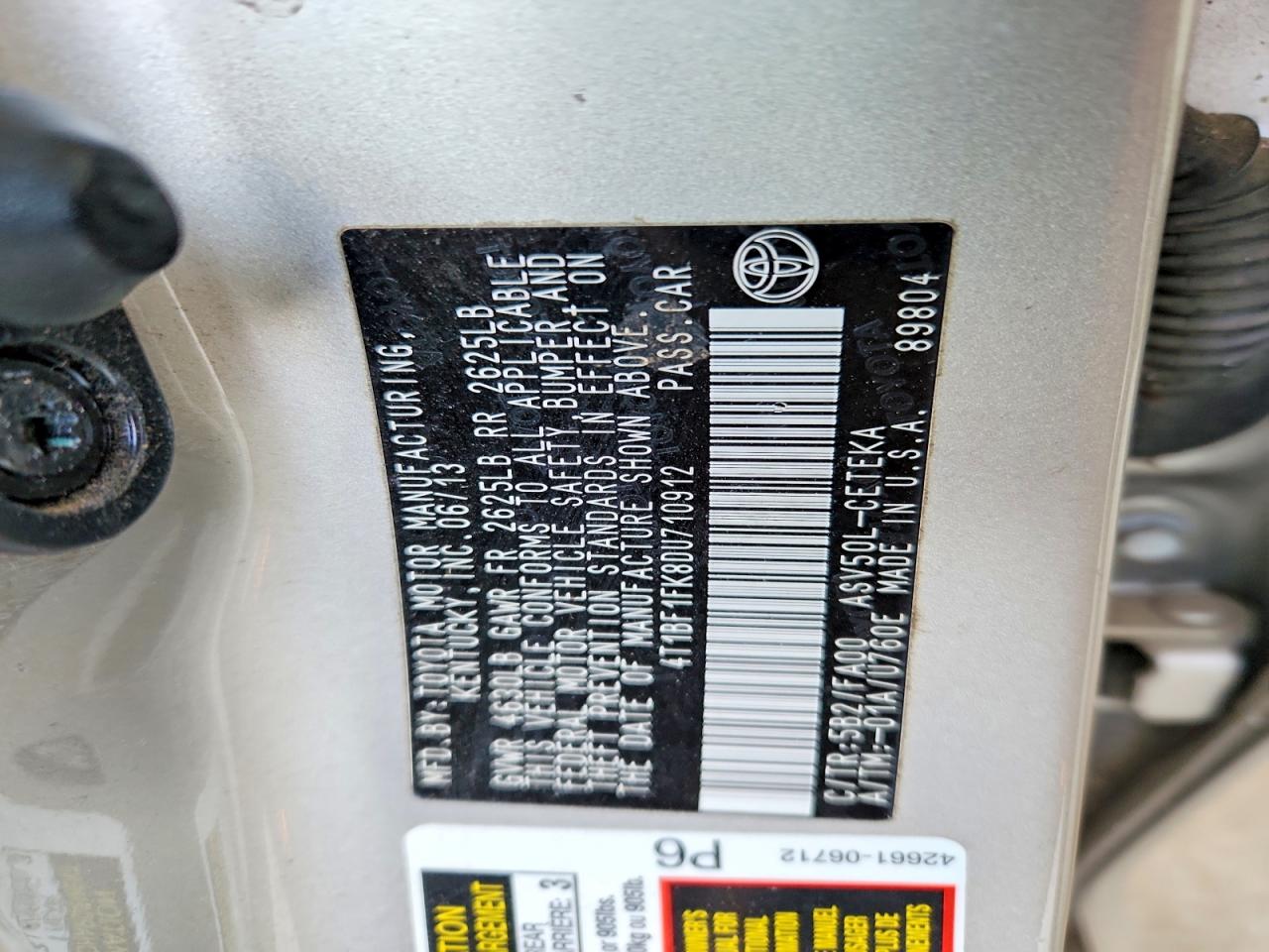 2013 TOYOTA CAMRY L photo 12