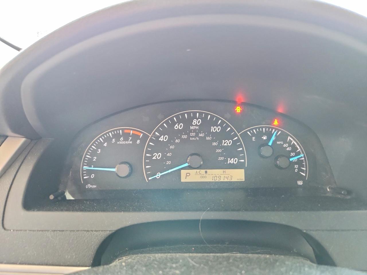 2013 TOYOTA CAMRY L photo 9
