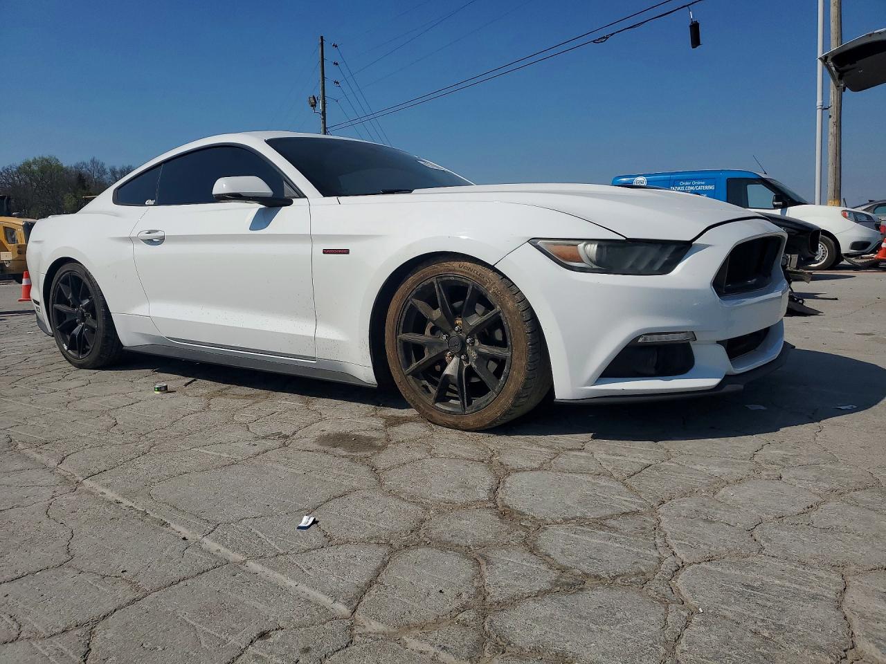 2015 FORD MUSTANG photo 4