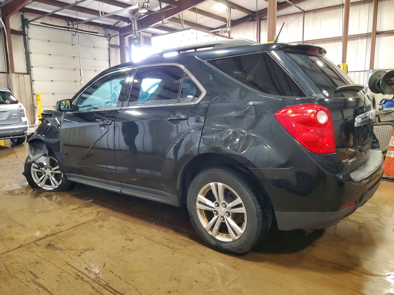2013 CHEVROLET EQUINOX LT photo 3