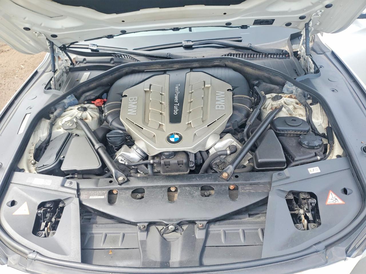 2011 BMW 750 LXI photo 11