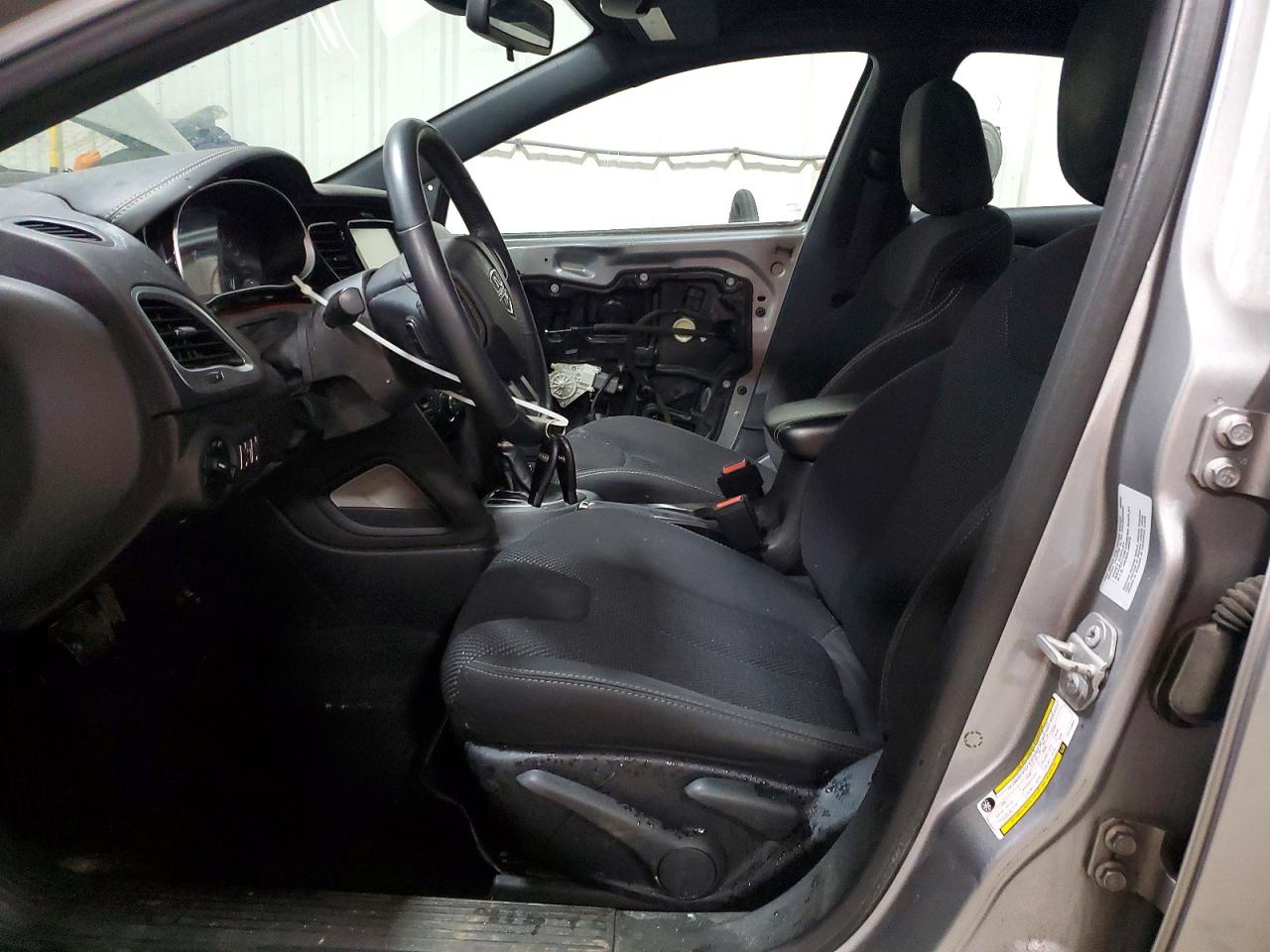 2015 DODGE DART photo 19
