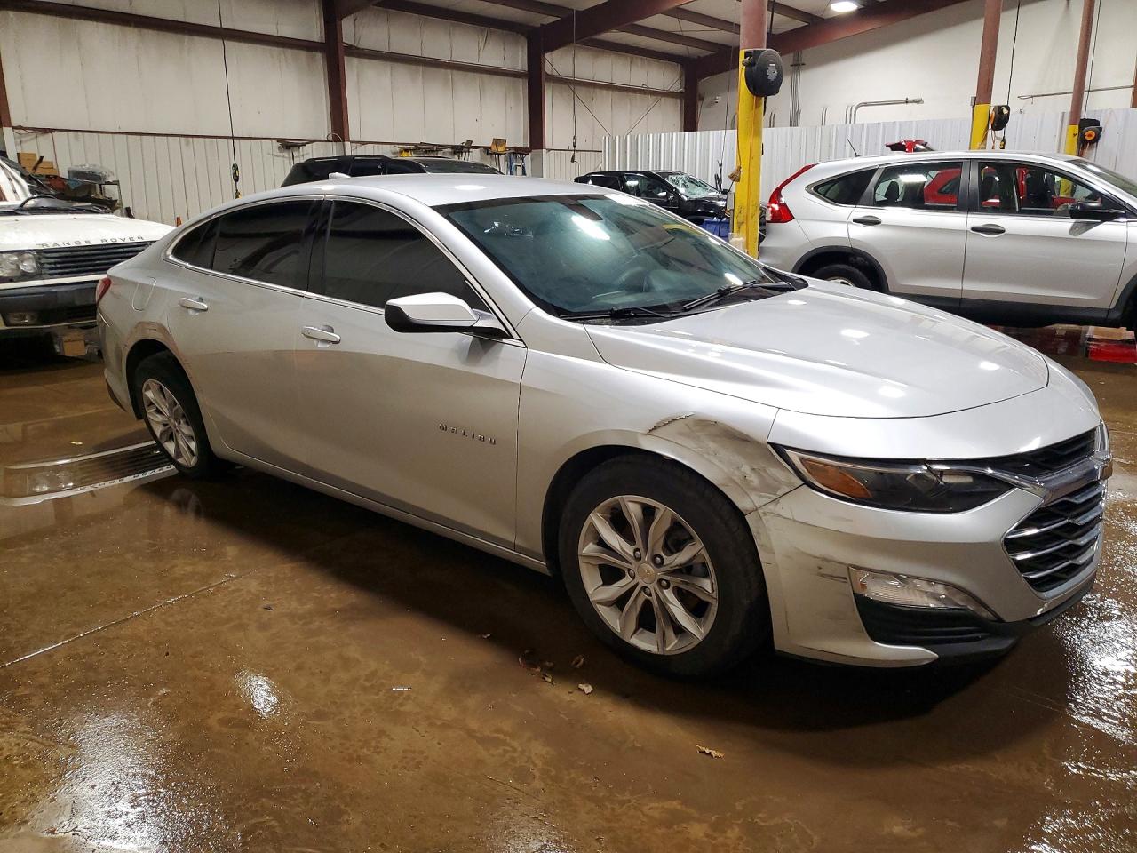 2020 CHEVROLET MALIBU LT photo 4