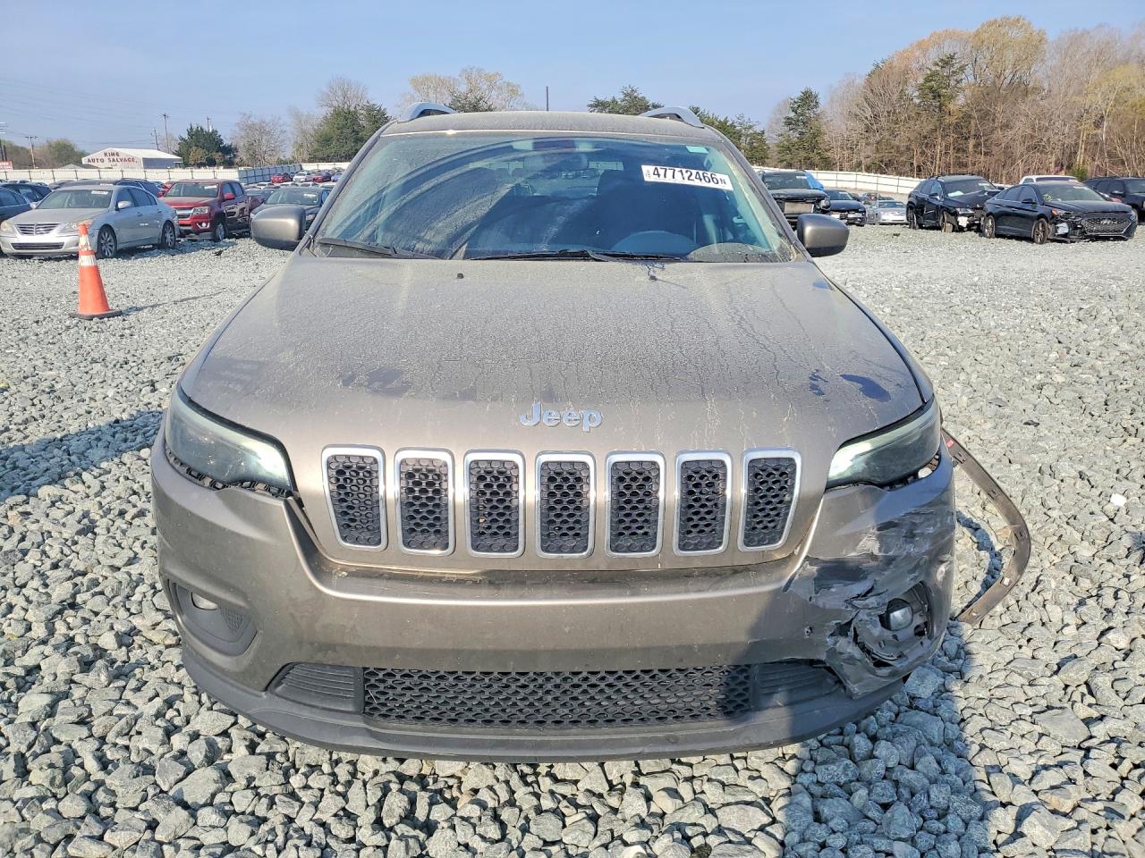 2019 JEEP CHEROKEE LATITUDE photo 13