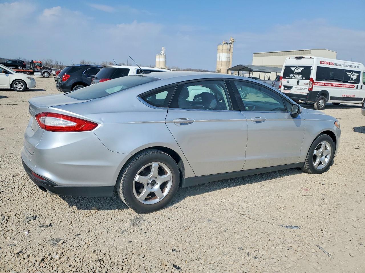 2014 FORD FUSION S photo 5