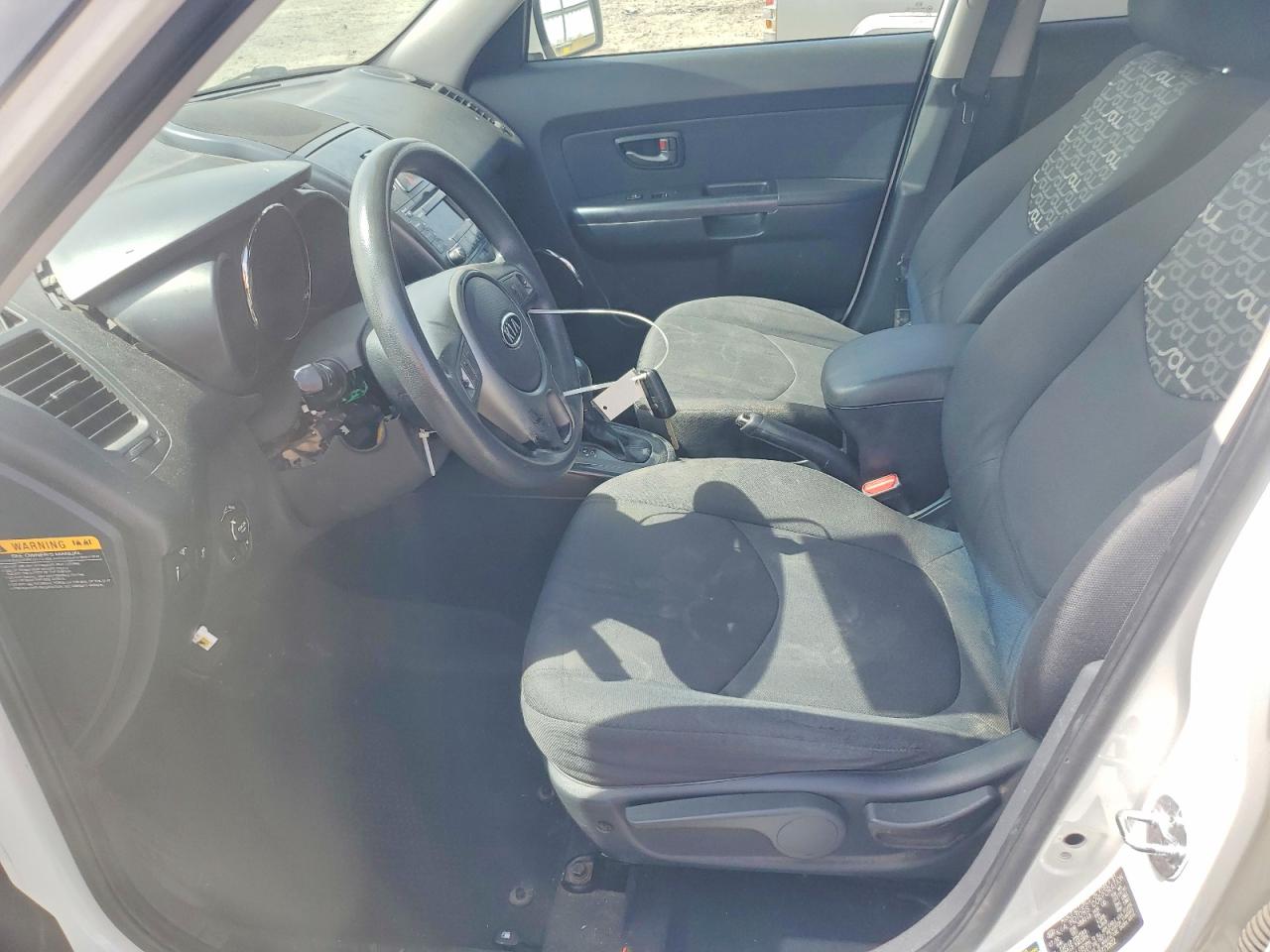 2011 KIA SOUL + photo 13