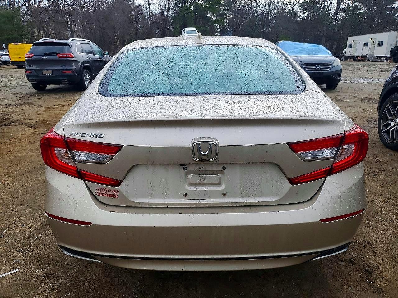 2020 HONDA ACCORD LX photo 11
