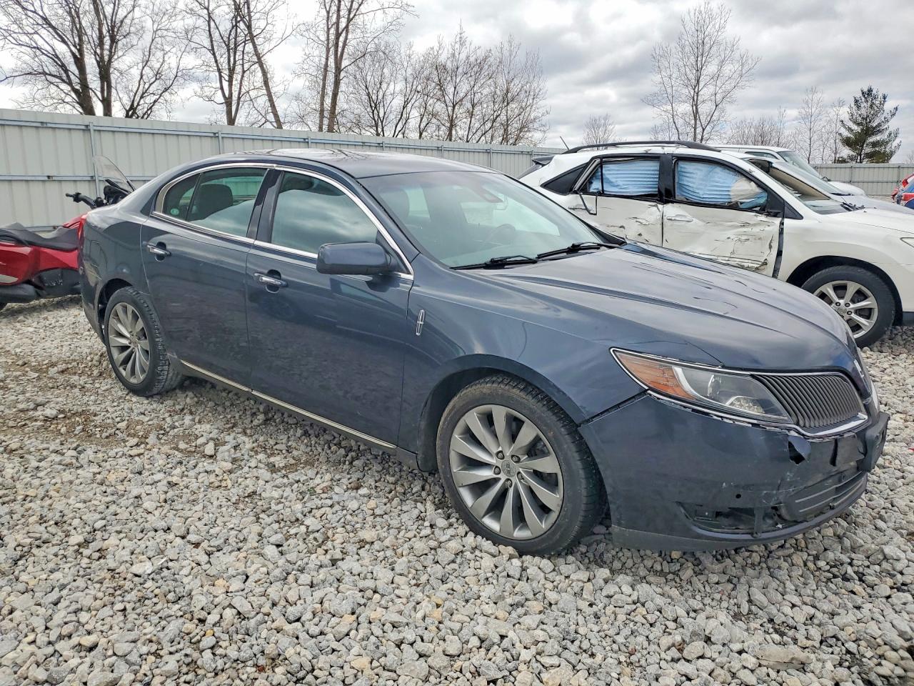 2013 LINCOLN MKS photo 7