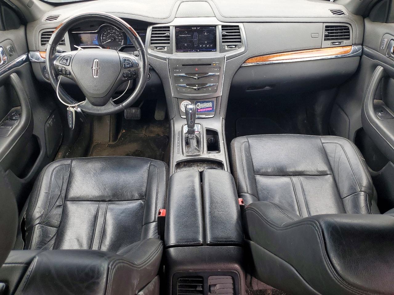 2013 LINCOLN MKS photo 15