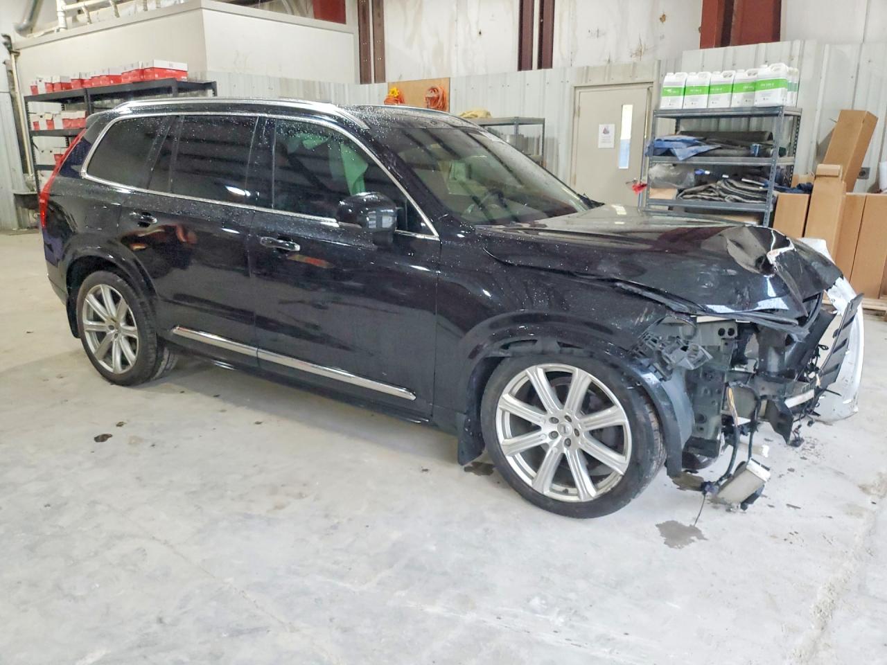 2017 VOLVO XC90 T6 photo 4