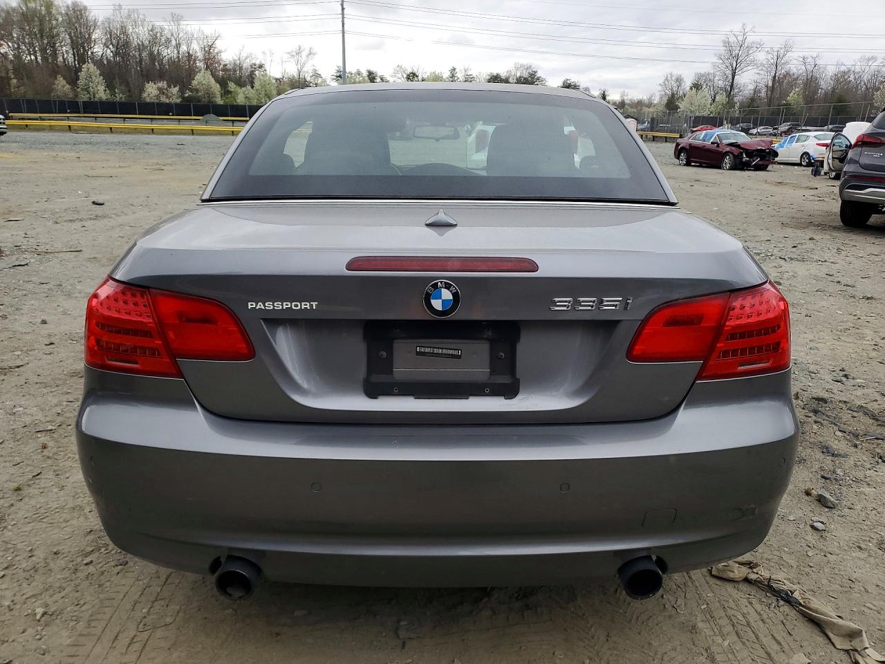 2011 BMW 335 I photo 11