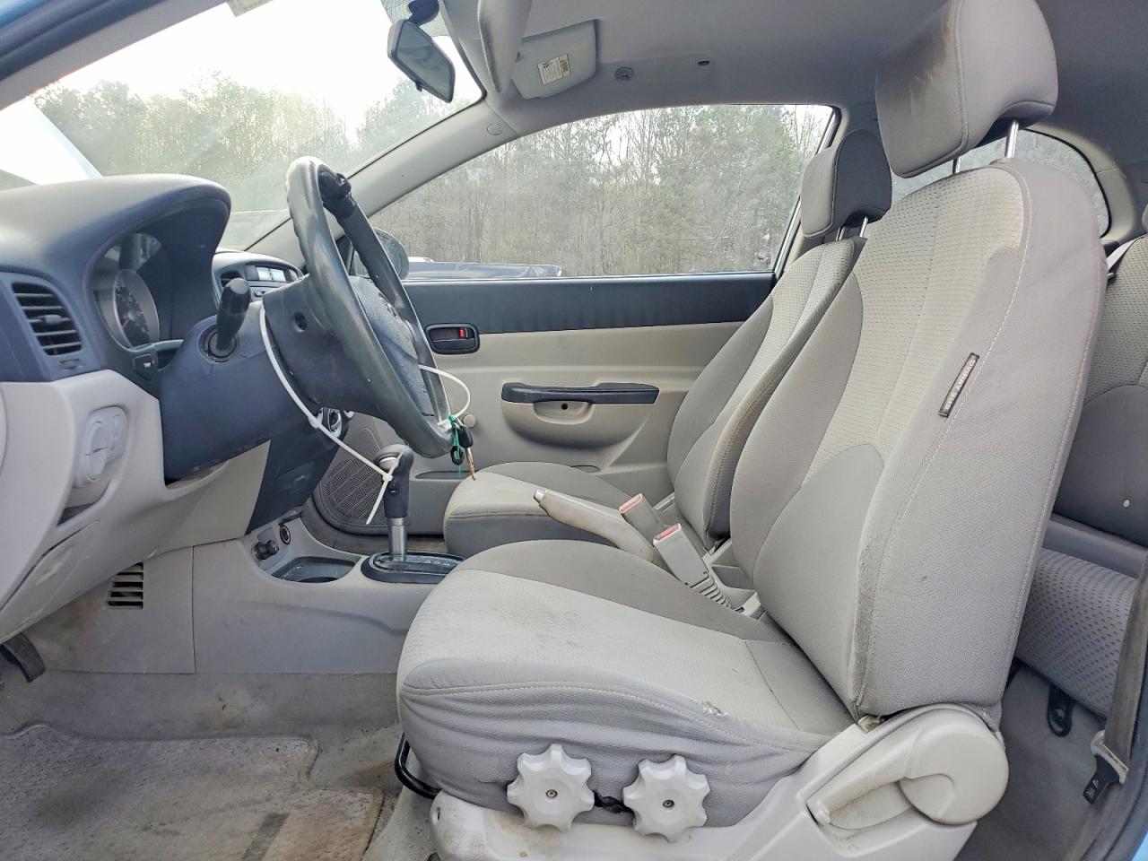 2007 HYUNDAI ACCENT GS photo 13