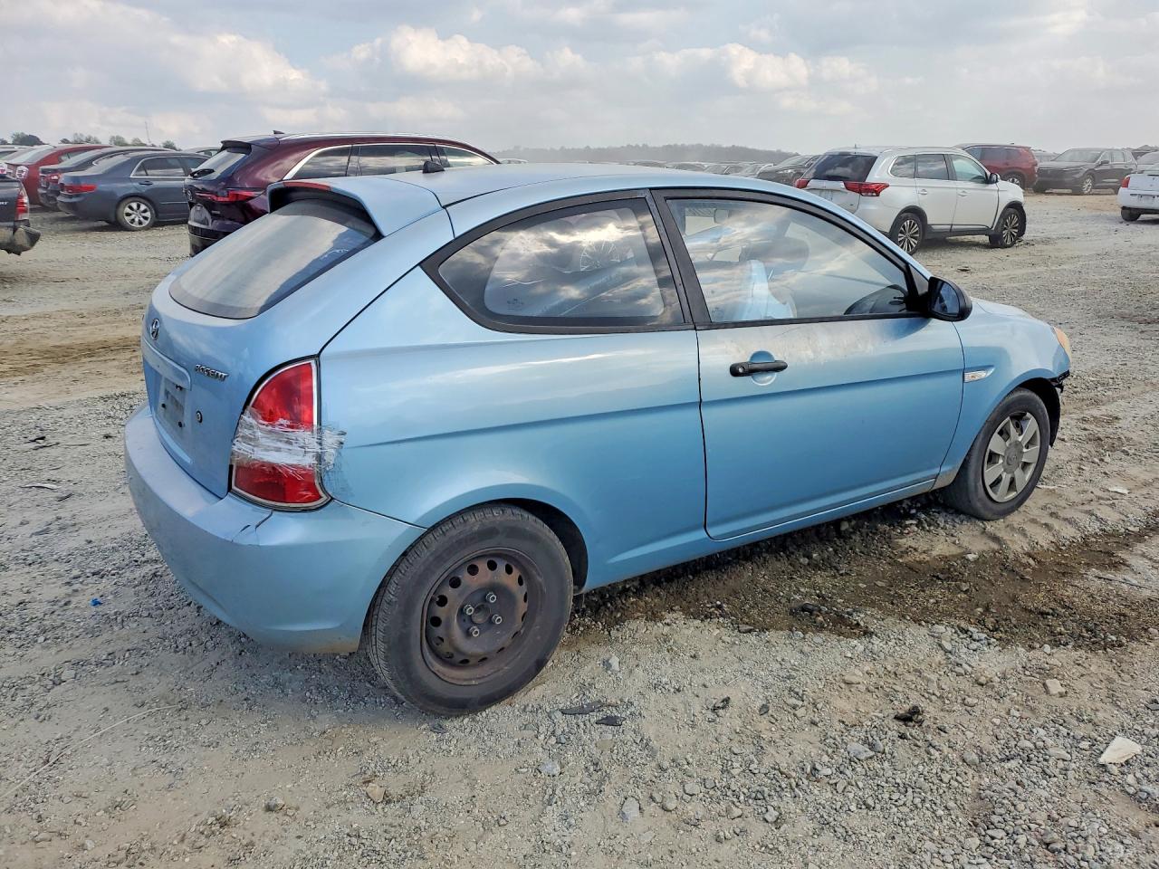2007 HYUNDAI ACCENT GS photo 5