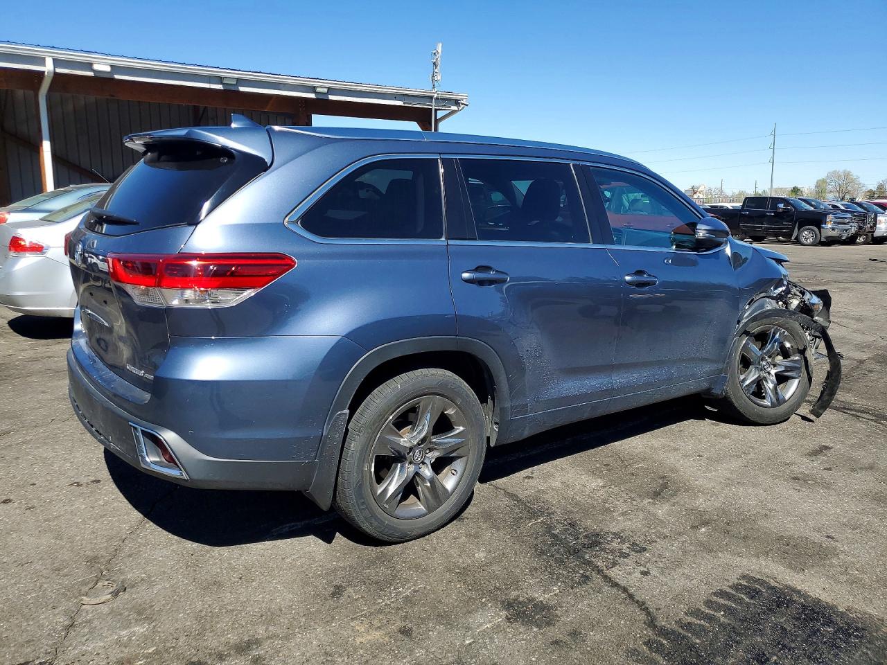 2018 TOYOTA HIGHLANDER LIMITED PLATINUM photo 5