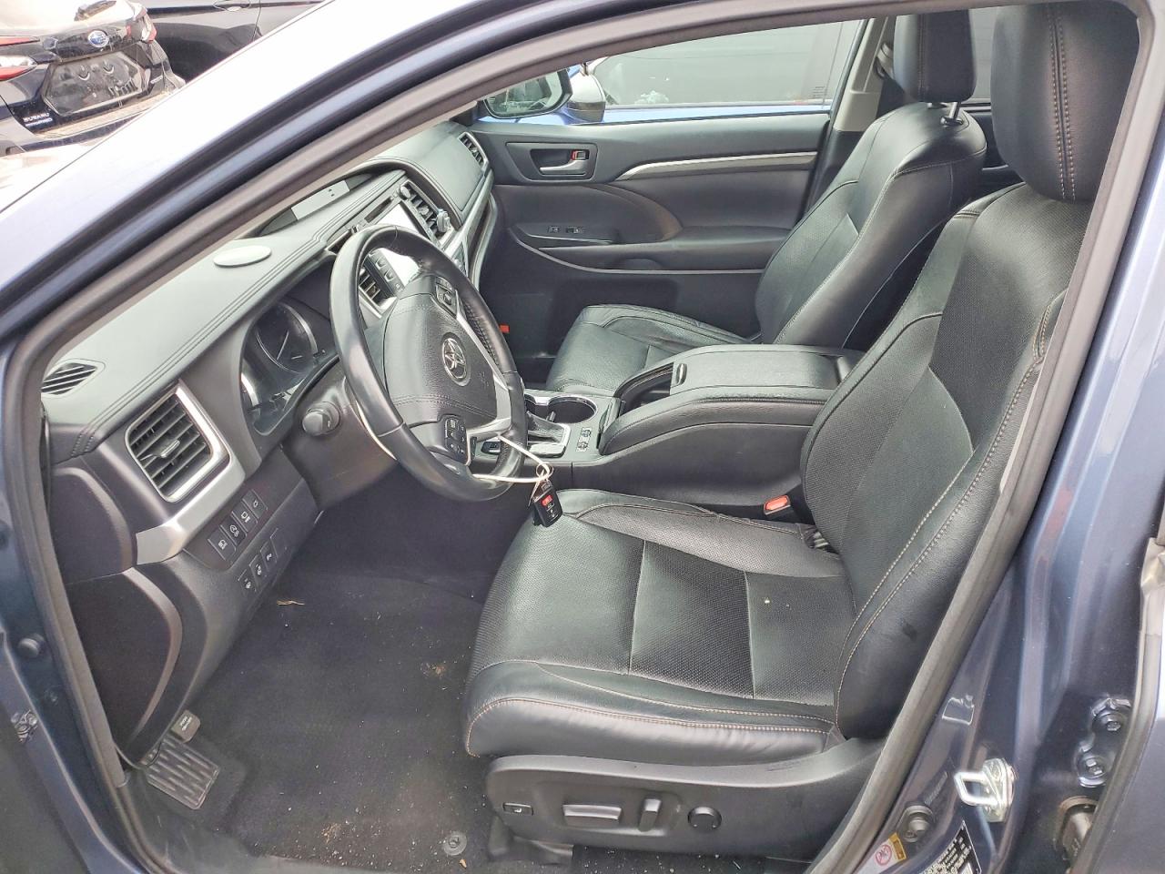2018 TOYOTA HIGHLANDER LIMITED PLATINUM photo 13