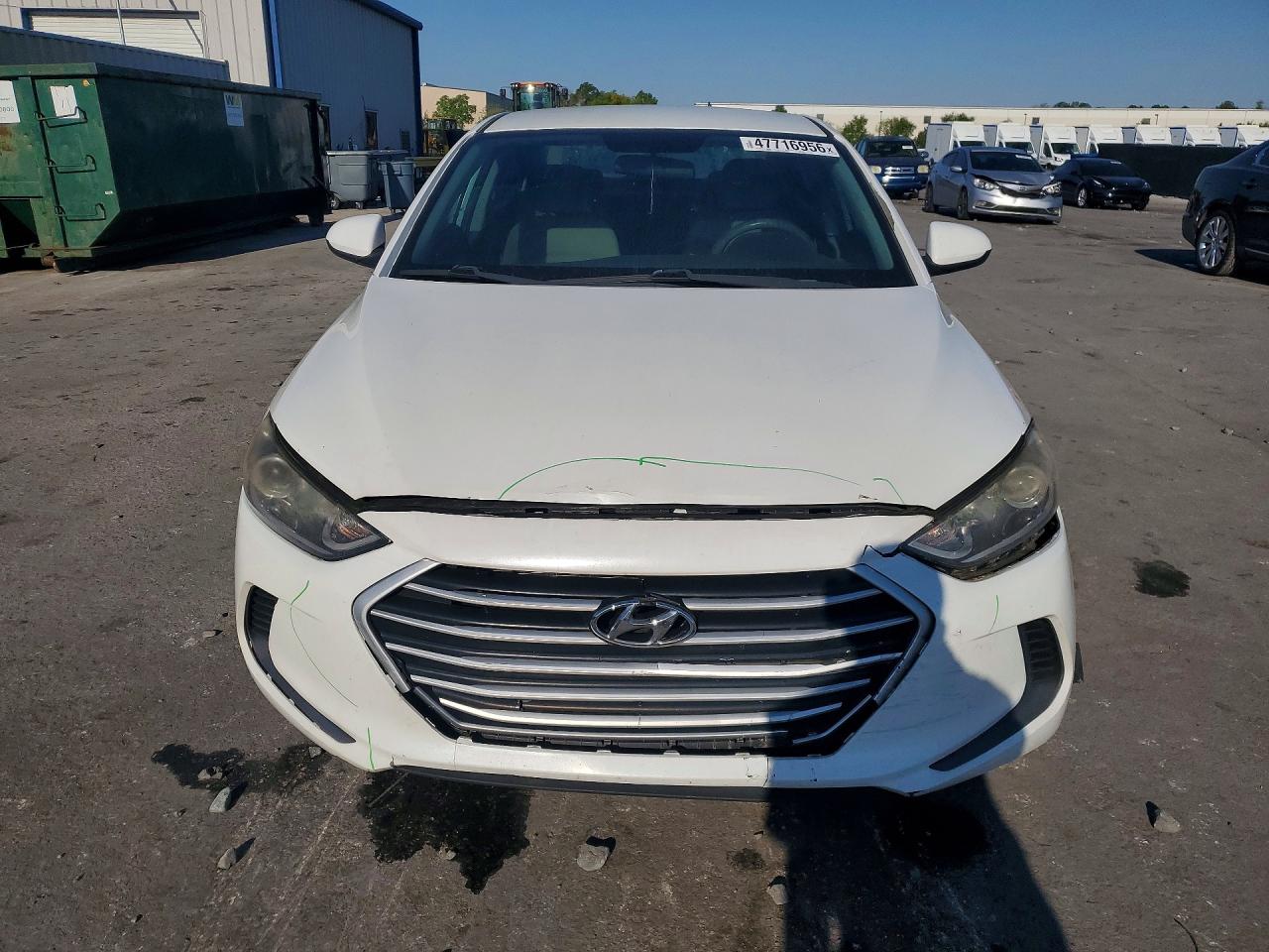 2017 HYUNDAI ELANTRA SE photo 13