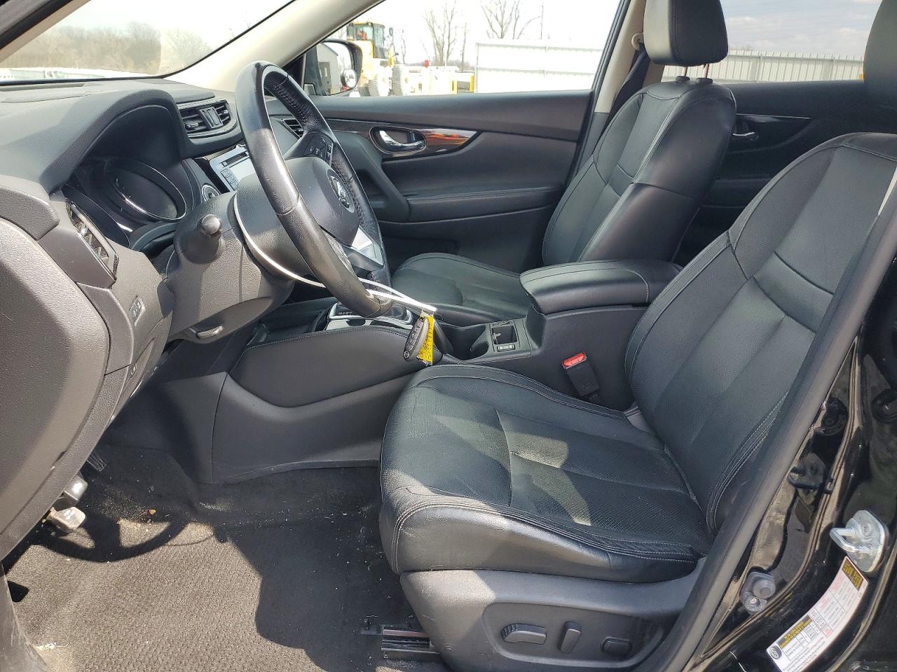 2017 NISSAN ROGUE SL photo 13