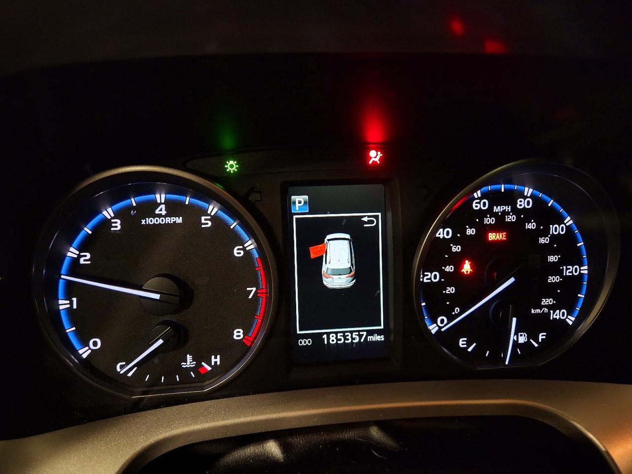2017 TOYOTA RAV4 XLE photo 9