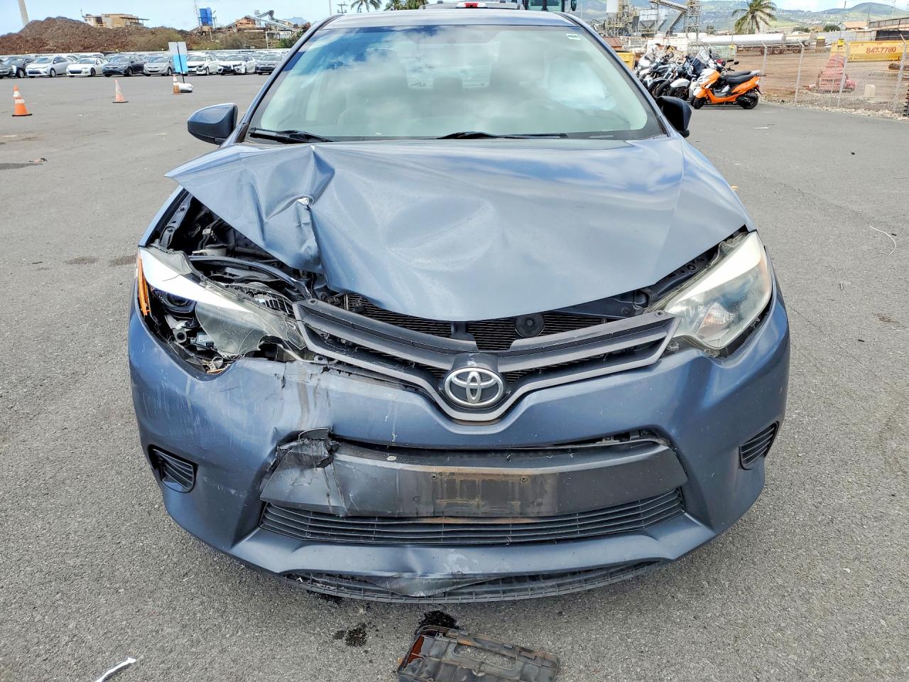 2016 TOYOTA COROLLA LE photo 5