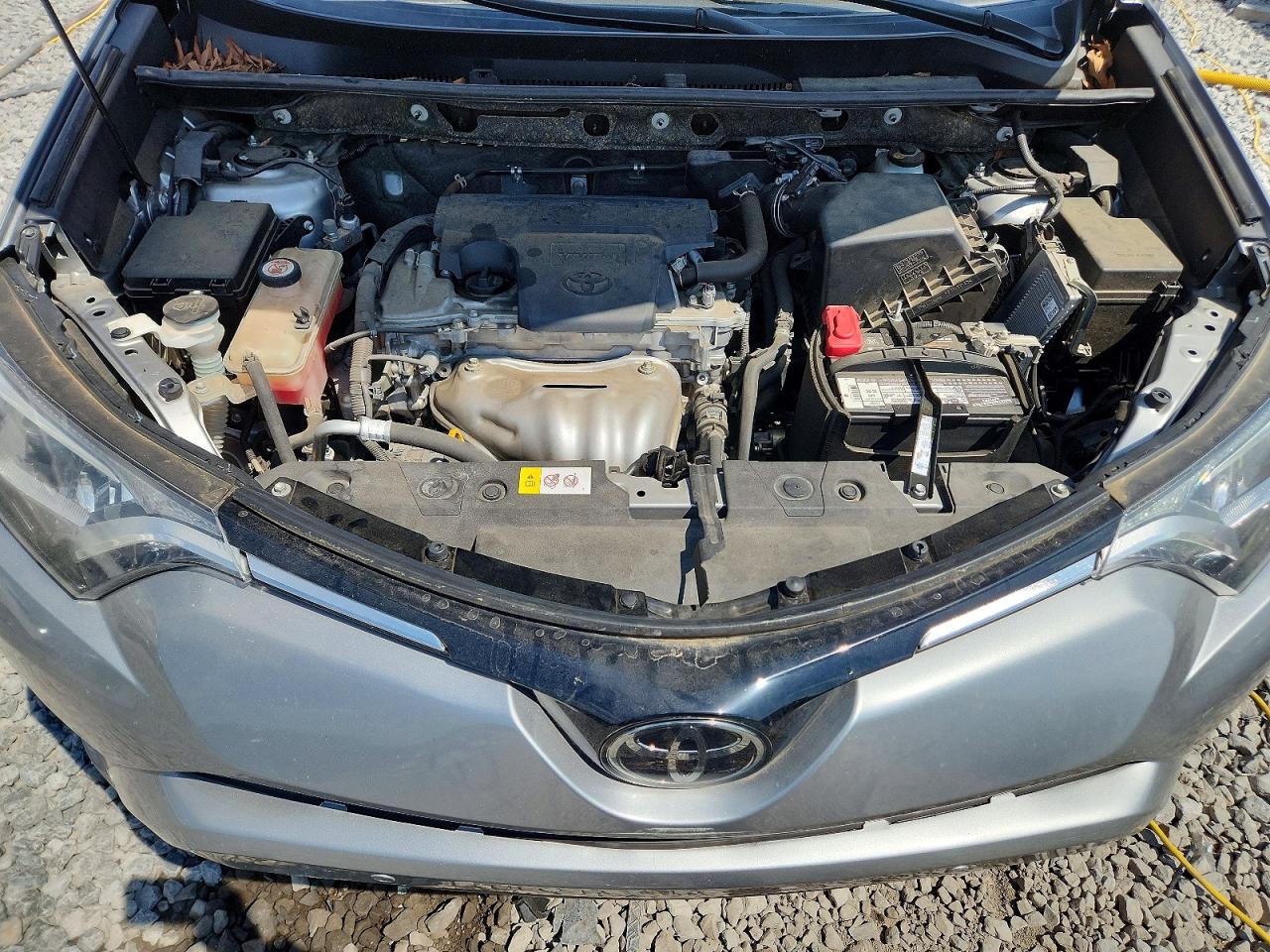 2018 TOYOTA RAV4 XLE photo 12