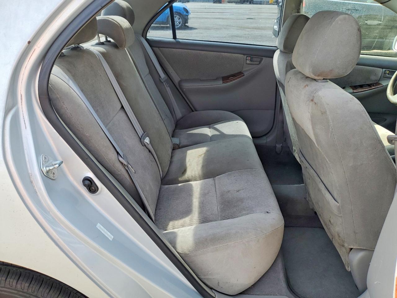 2006 TOYOTA COROLLA LE photo 19