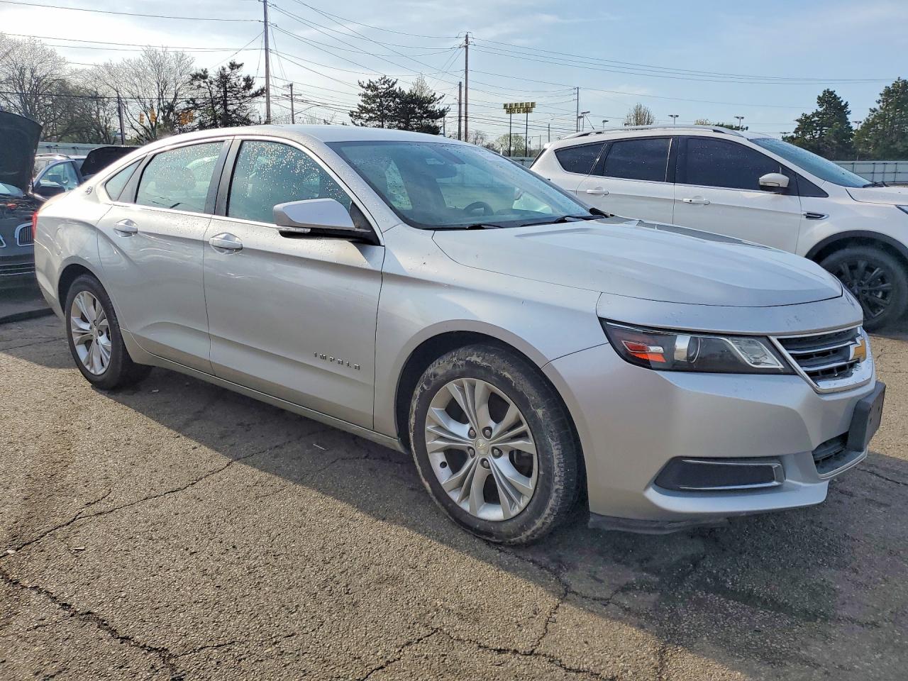 2015 CHEVROLET IMPALA LT photo 4