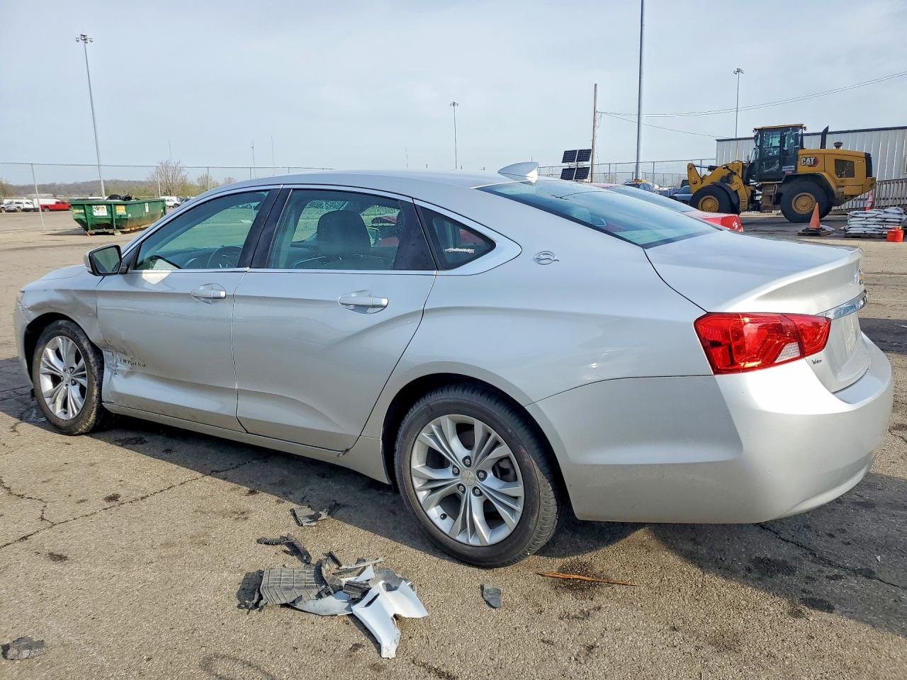 2015 CHEVROLET IMPALA LT photo 2