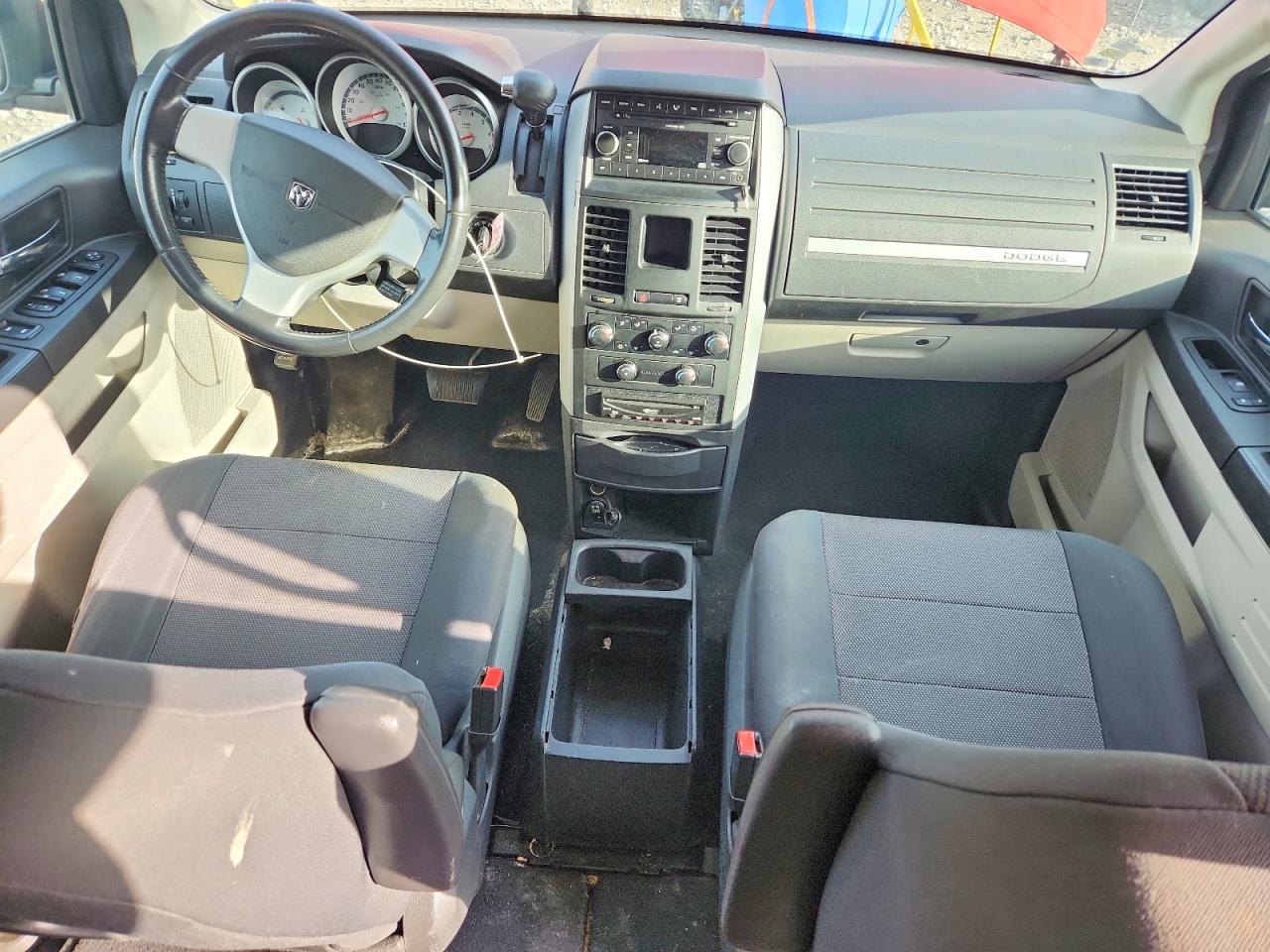 2008 DODGE GRAND CARAVAN SXT photo 8