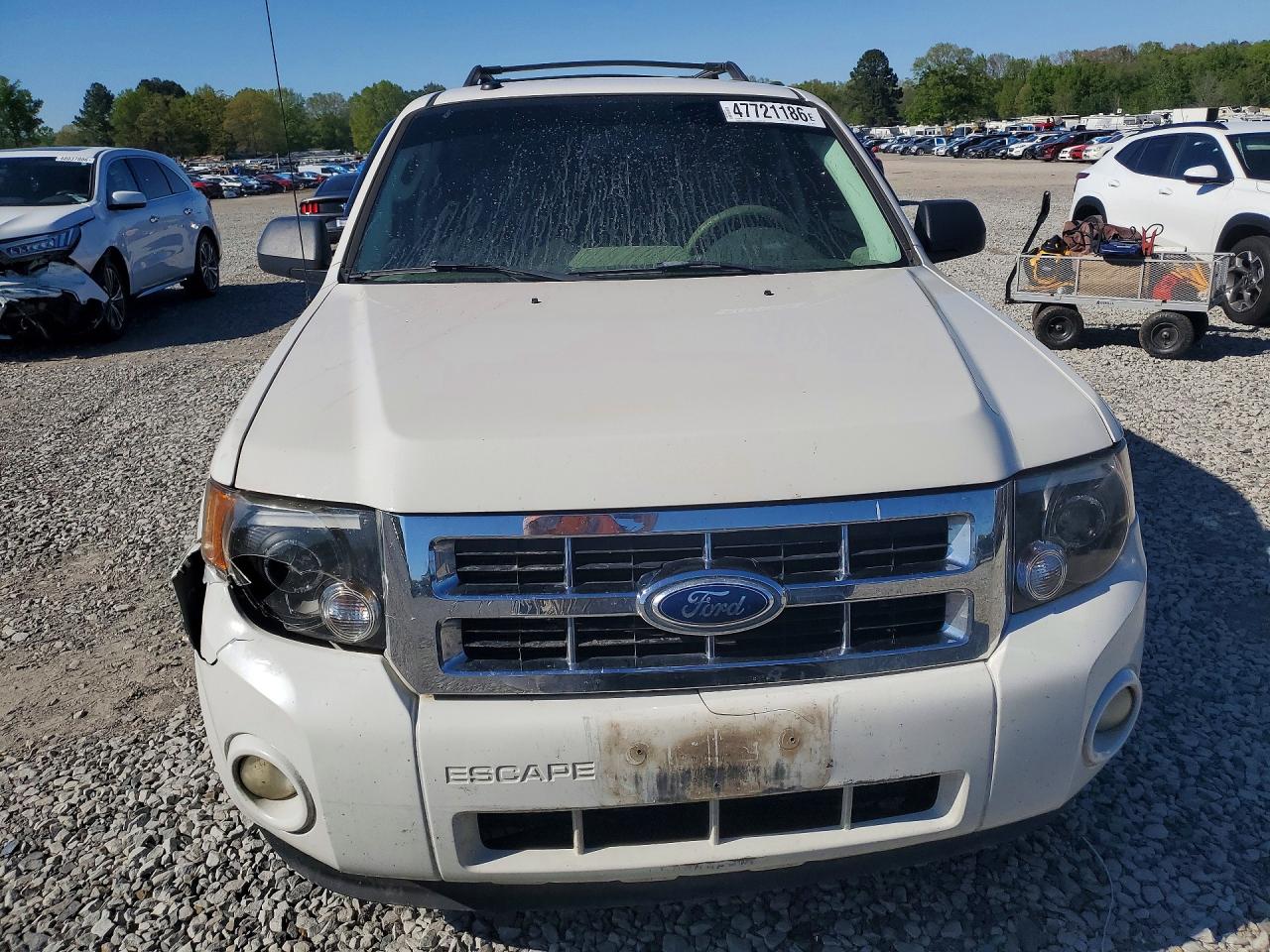2011 FORD ESCAPE XLT photo 13