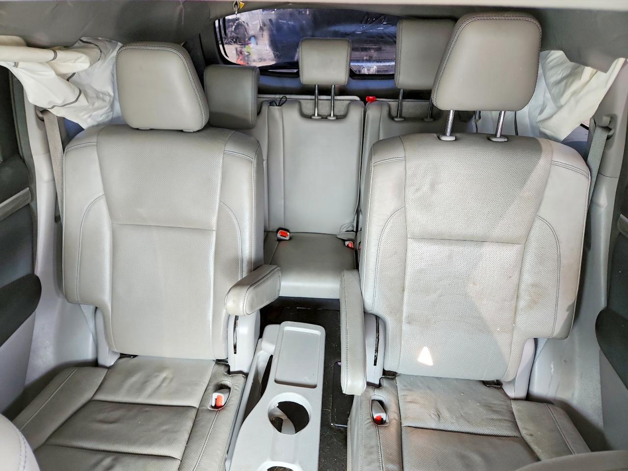 2017 TOYOTA HIGHLANDER LIMITED photo 10