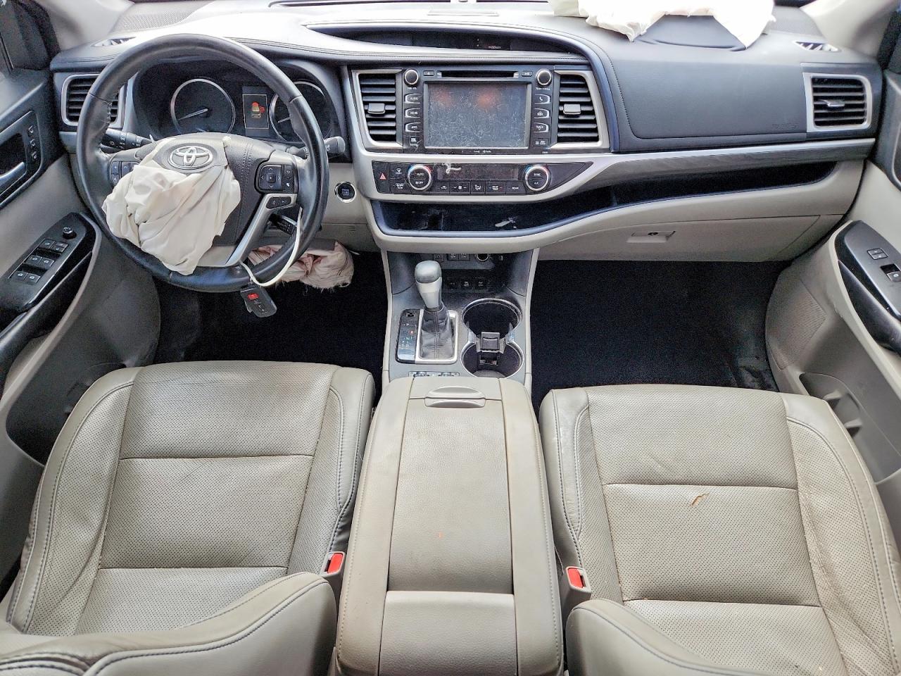2017 TOYOTA HIGHLANDER LIMITED photo 8