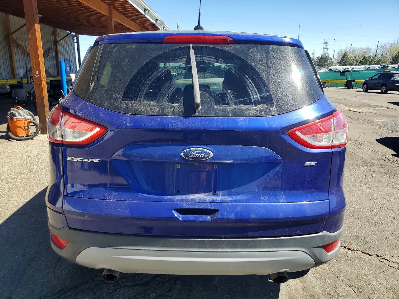 2016 FORD ESCAPE SE photo 16
