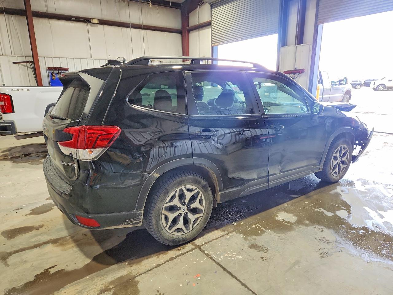 2020 SUBARU FORESTER PREMIUM photo 3