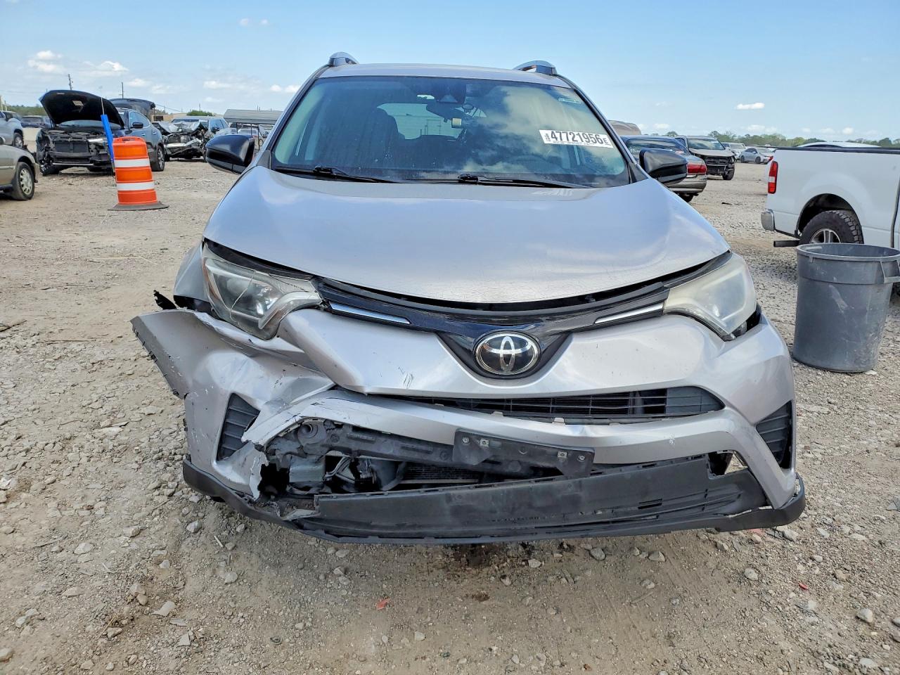2017 TOYOTA RAV4 LE photo 13