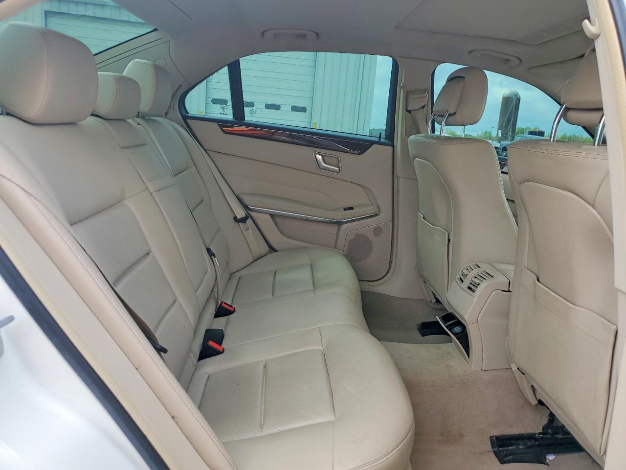 2016 MERCEDES-BENZ E 350 photo 10
