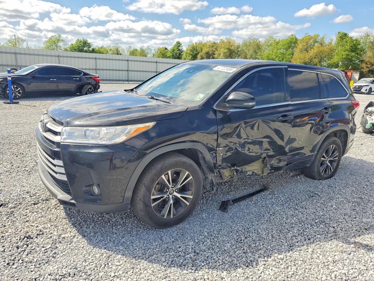 2017 TOYOTA HIGHLANDER