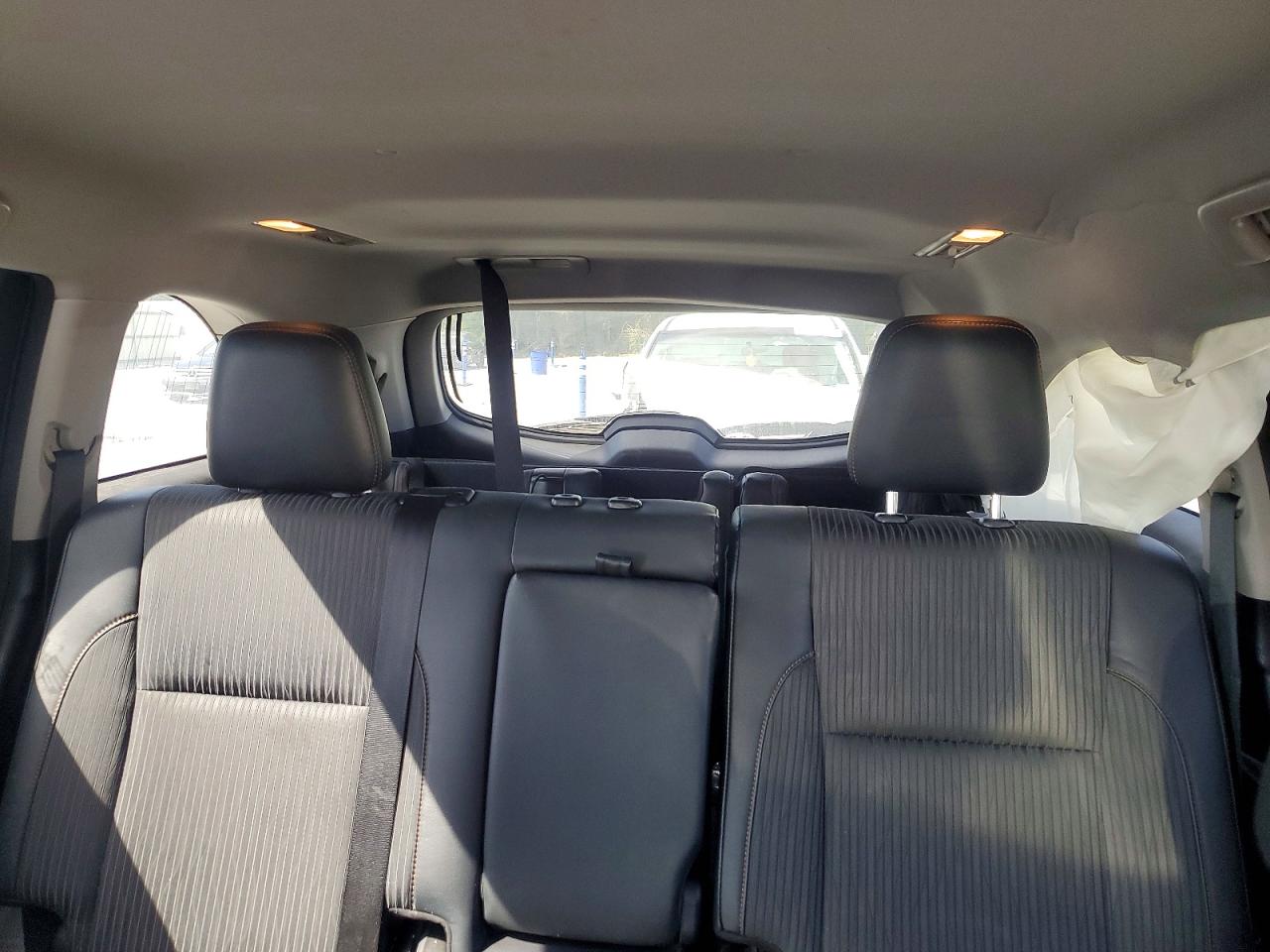 2017 TOYOTA HIGHLANDER LE PLUS photo 28