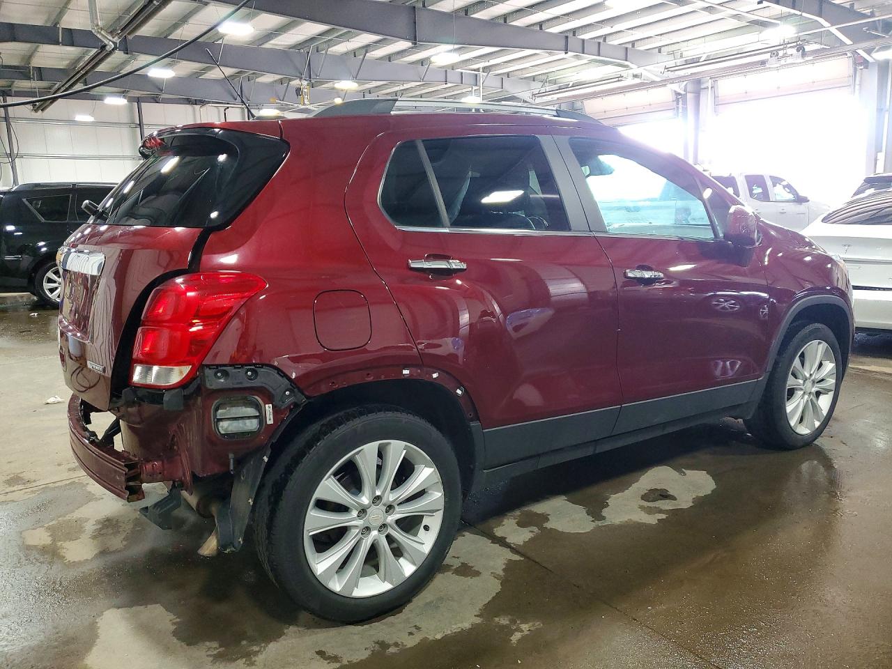 2017 CHEVROLET TRAX PREMIER photo 3