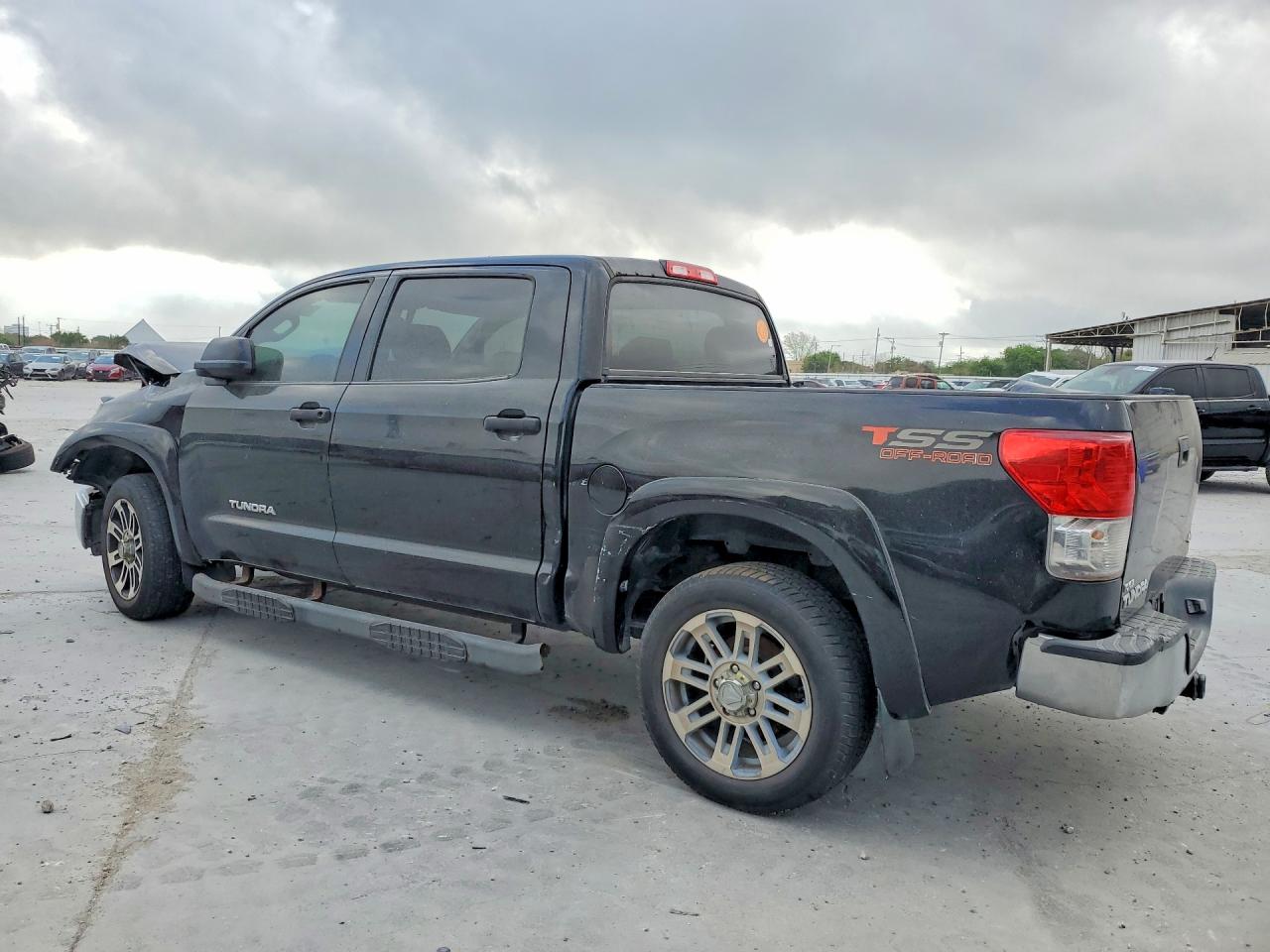 2013 TOYOTA TUNDRA GRADE photo 4