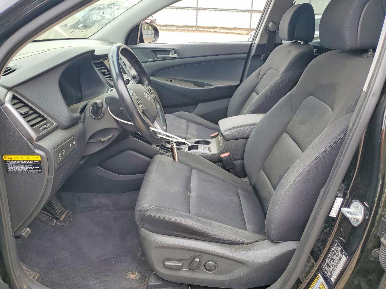 2018 HYUNDAI TUCSON VALUE photo 19