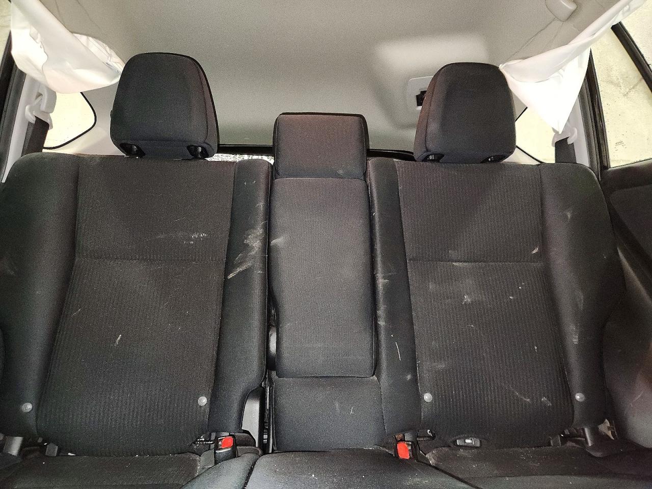 2018 TOYOTA RAV4 LE photo 19