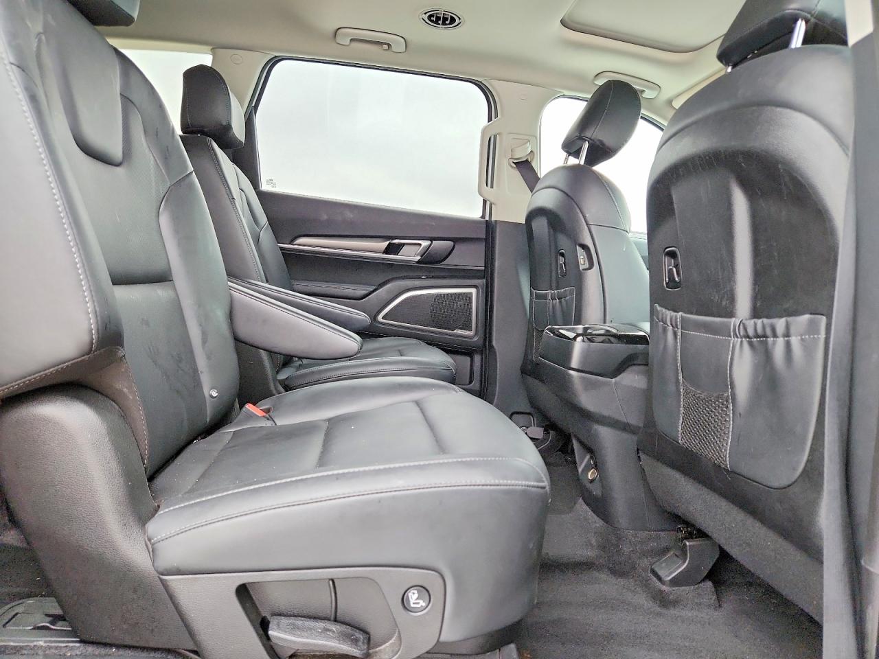 2021 KIA TELLURIDE S photo 21