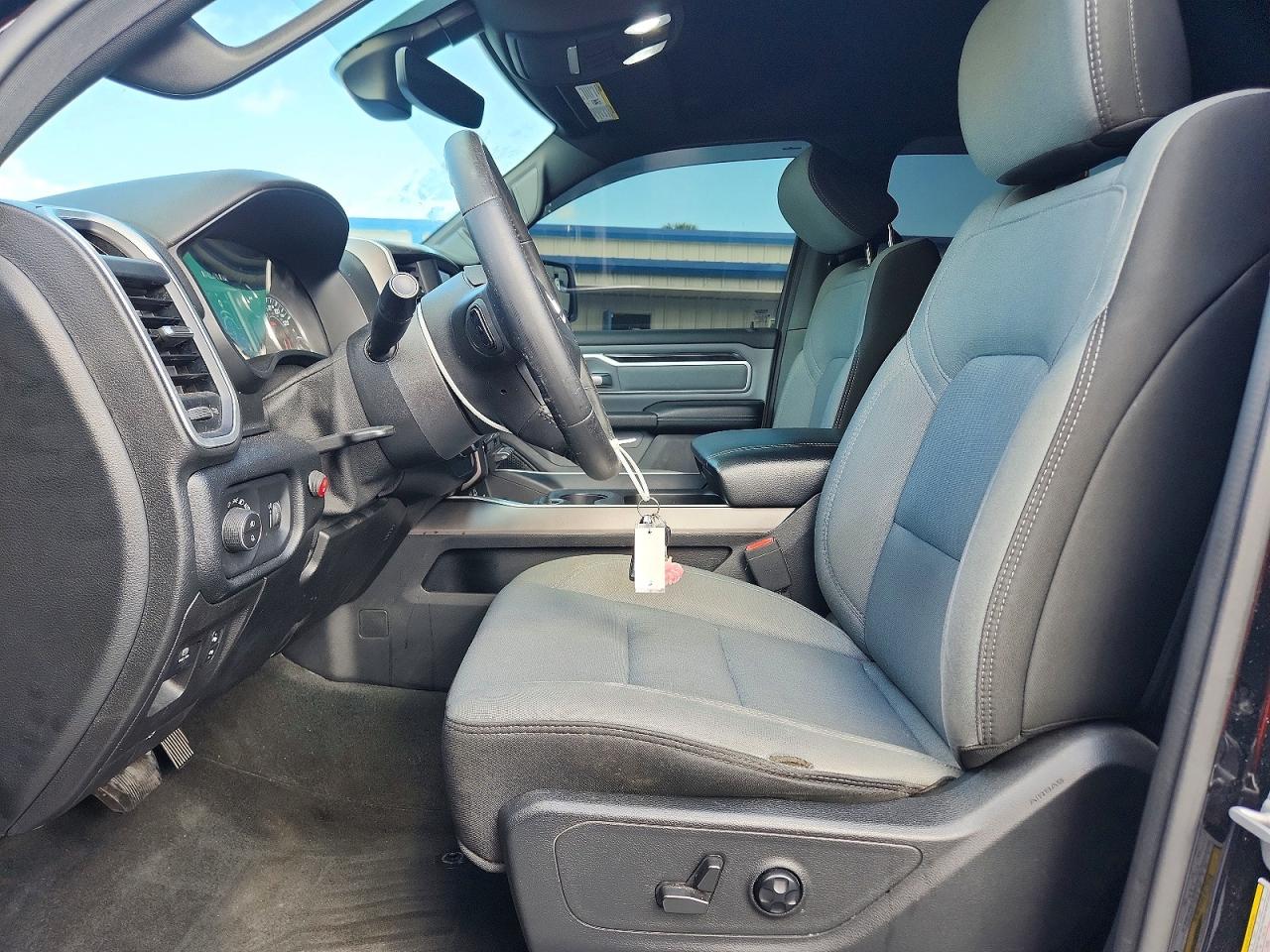 2021 RAM 1500 BIG HORN photo 13