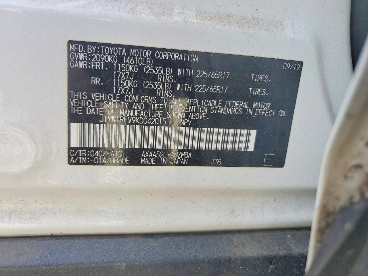 2019 TOYOTA RAV4 XLE photo 25