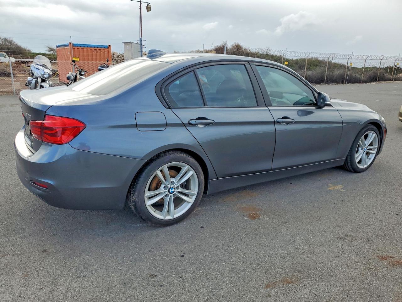 2017 BMW 320 I photo 7