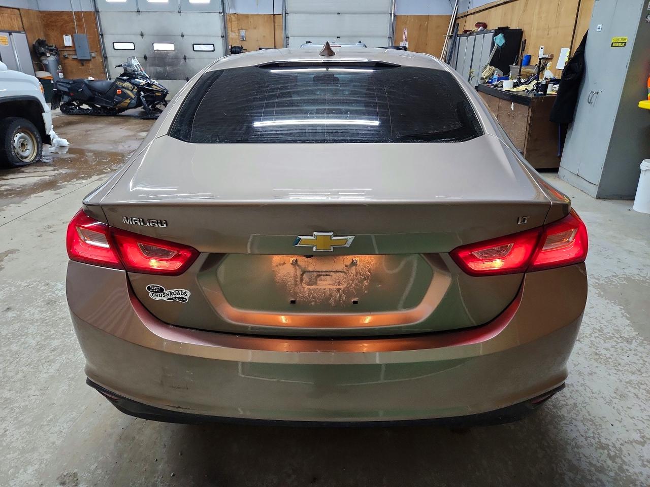 2018 CHEVROLET MALIBU LT photo 16