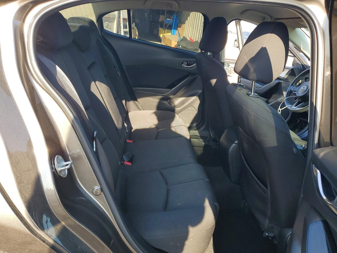 2017 MAZDA 3 SPORT photo 19