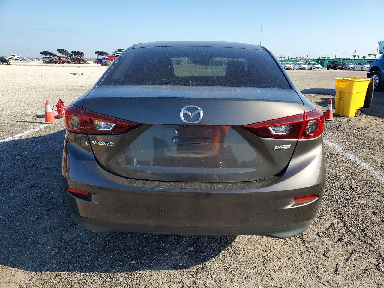 2017 MAZDA 3 SPORT photo 11