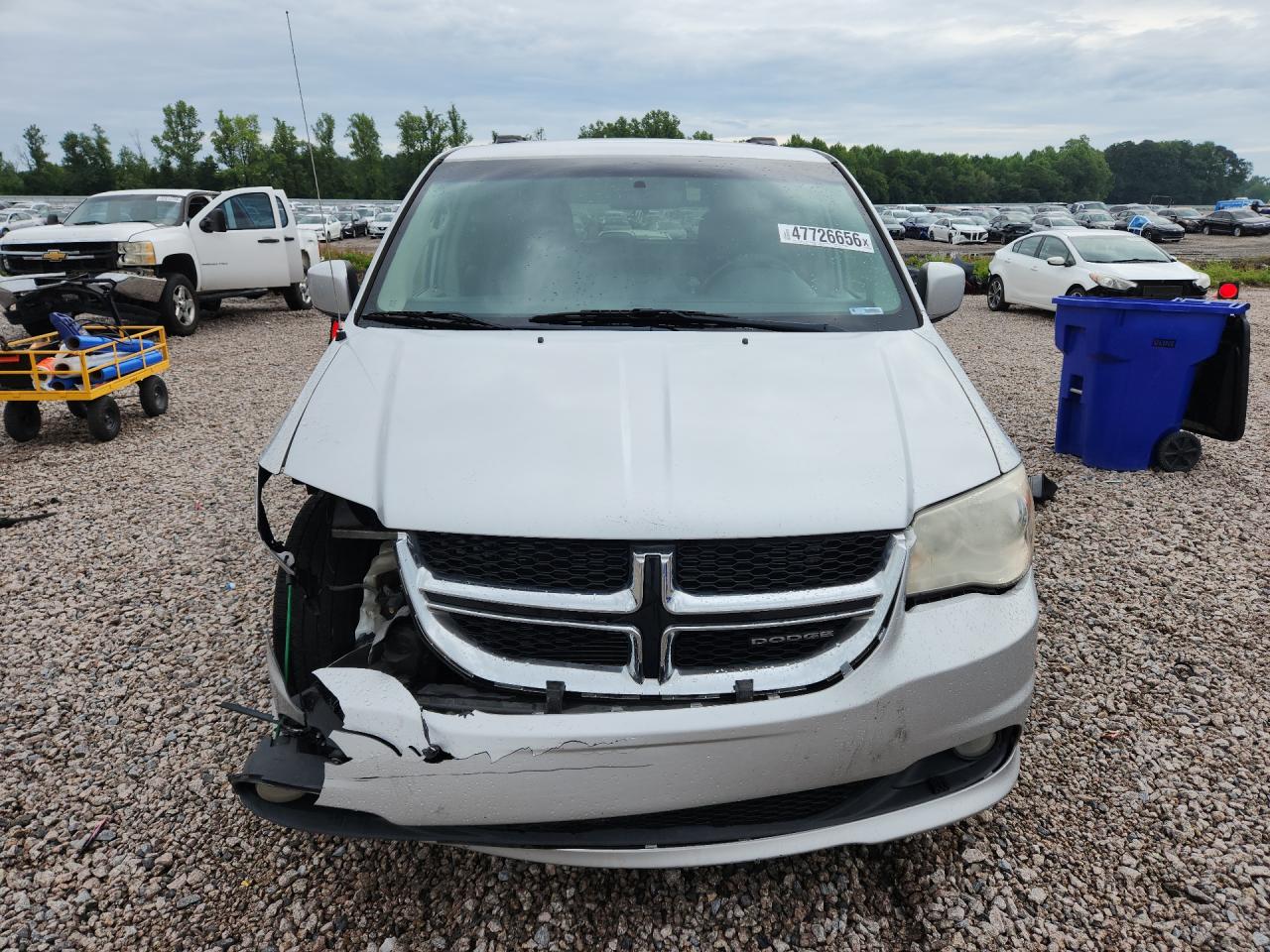 2011 DODGE GRAND CARAVAN CREW photo 13