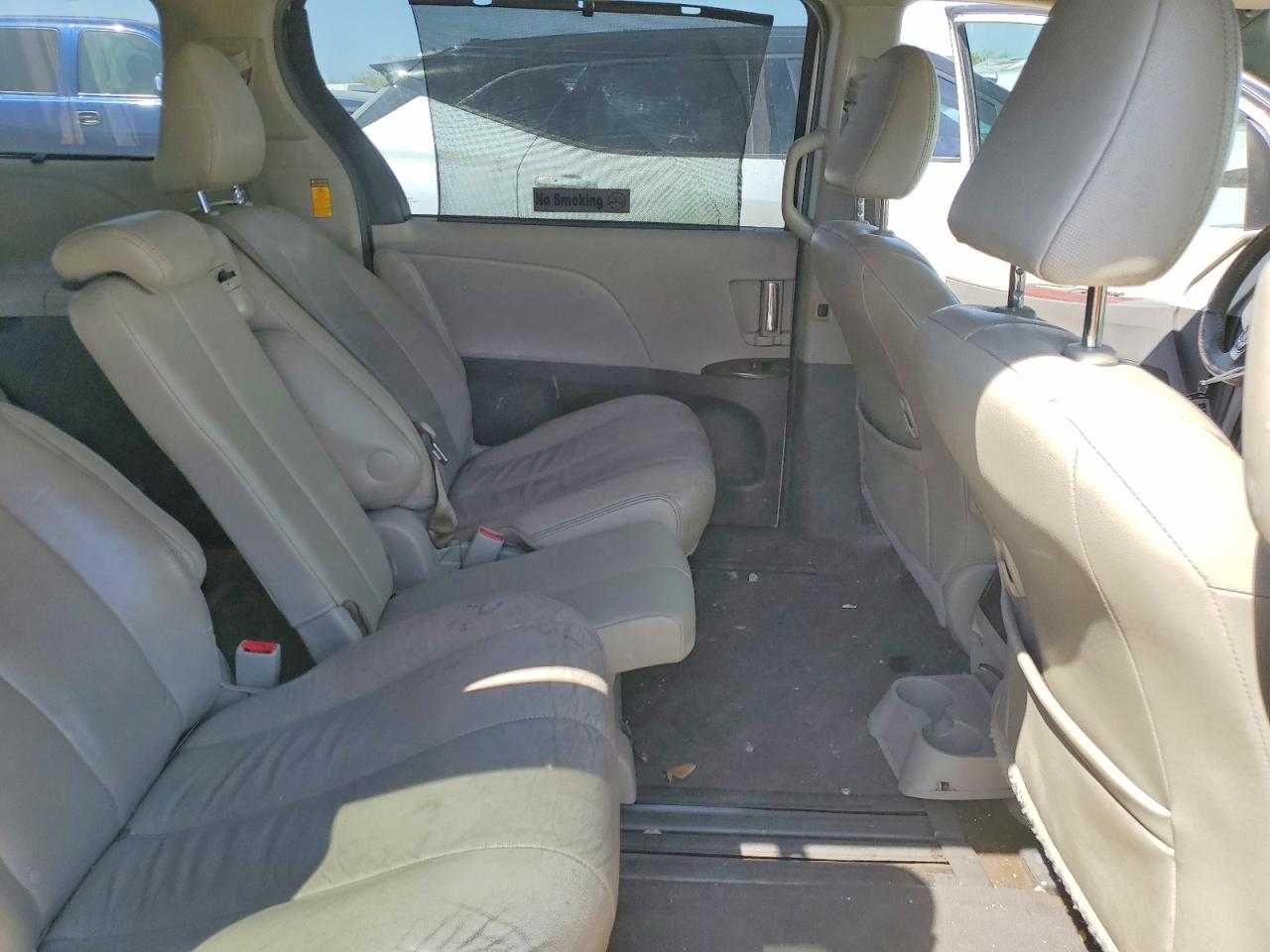 2014 TOYOTA SIENNA XLE 8-PASSENGER photo 11